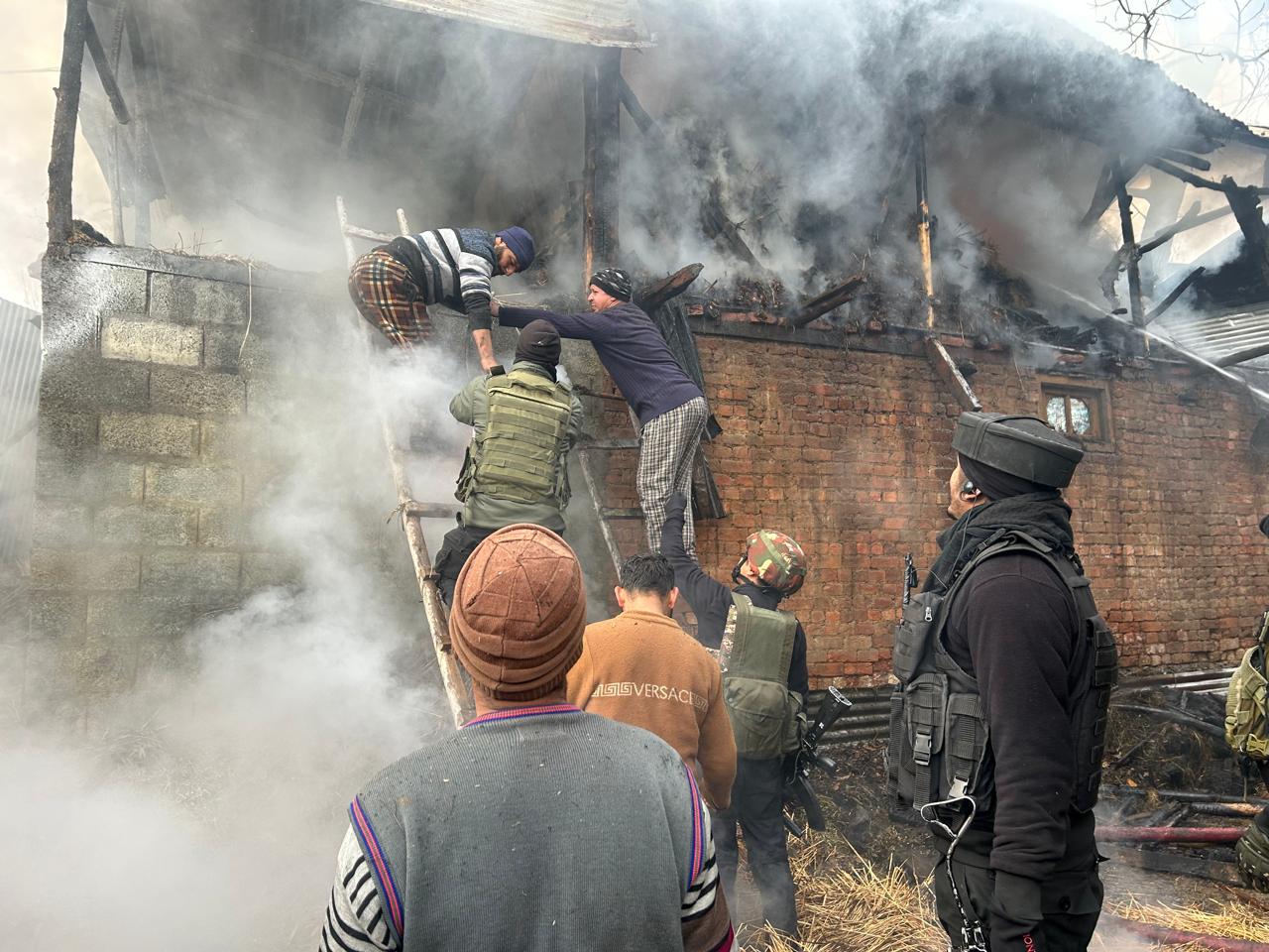 Fire Guts Cowshed in Langate, Handwara Village, Timely Response By Indian Army Prevents Major Damage -