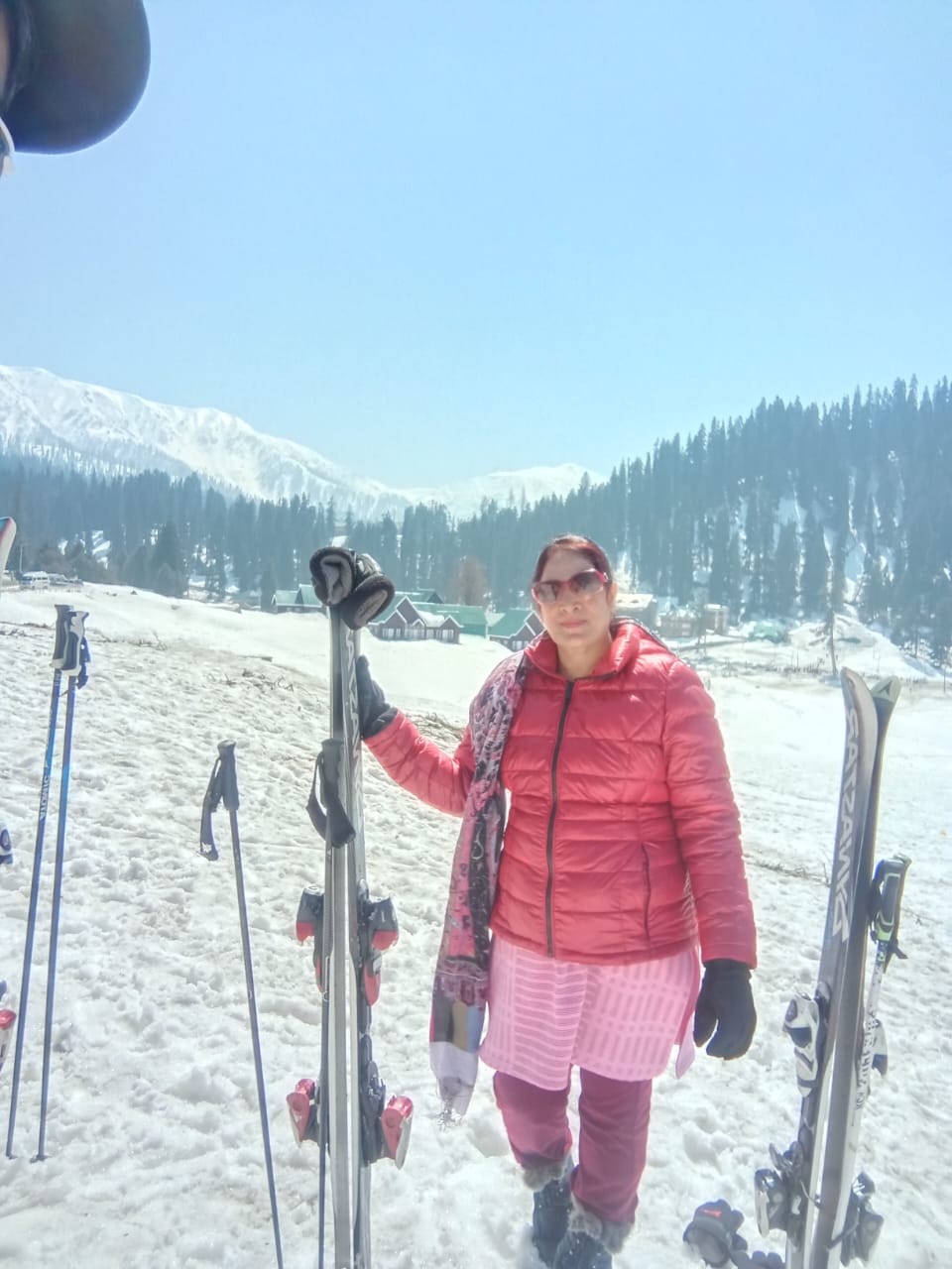 Fresh Spell of Snowfall Rekindles Tourism Hopes in Kashmir -