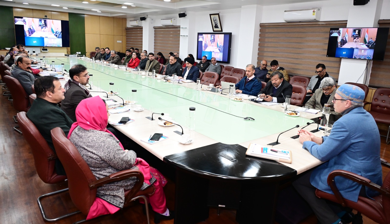 CM Omar Abdullah Chairs Pre-Budget Meeting with Jammu & Samba MLAs, Stresses Transparent Use of Flood Relief Funds -