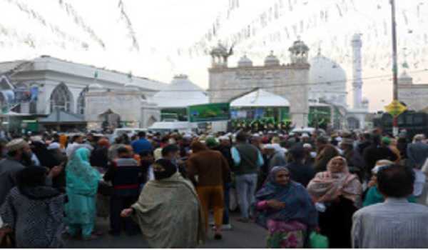 Eid-e-Milad-Un-Nabi being celebrated with religious fervor across Kashmir