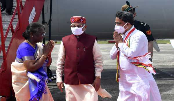 President begins her maiden visit to NE from Tripura