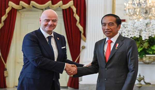 FIFA Prez vows to transform Indonesian football
