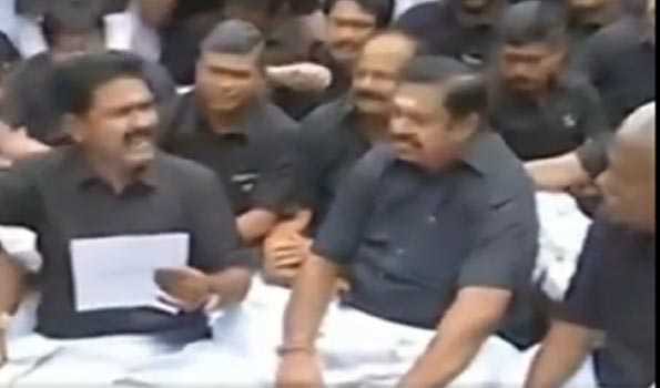 Police denies nod for AIADMK fast : EPS, MLAs, supporters arrested