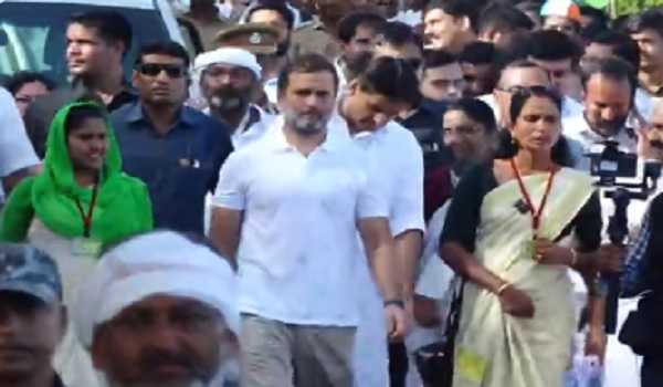 Day 18 of Bharat Jodo Yatra resumes from Thiroor in Thrissur