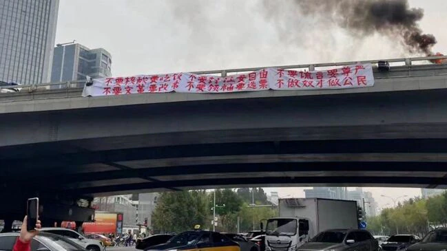 Protests against Jinping before third tenure, banners put up