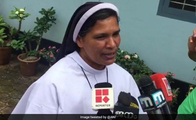 Sister Lucy Kalappura protests against convent authorities, goes on indefinite fast
