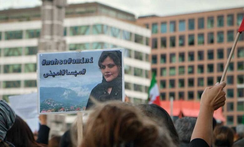Protests against hijab in Iran intensify, coup expected
