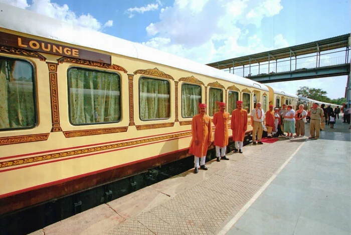 Palace on Wheels to run on tracks after 2.5 years