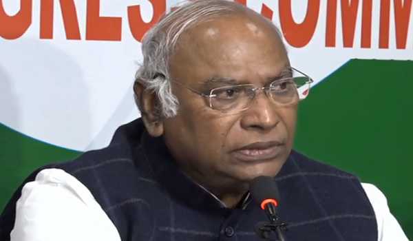 Where are 16 cr jobs, Congress asks PM