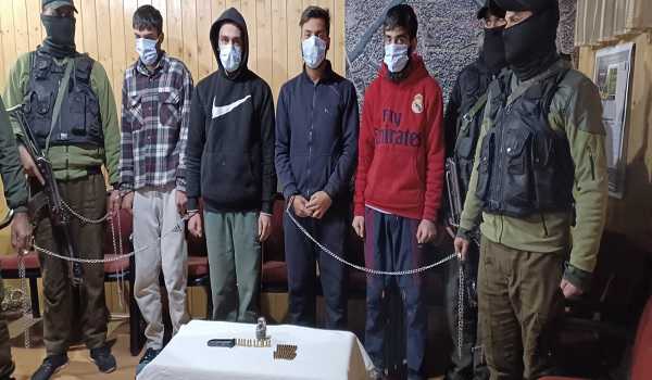 After terror threats, 5 local journalists resign in Kashmir