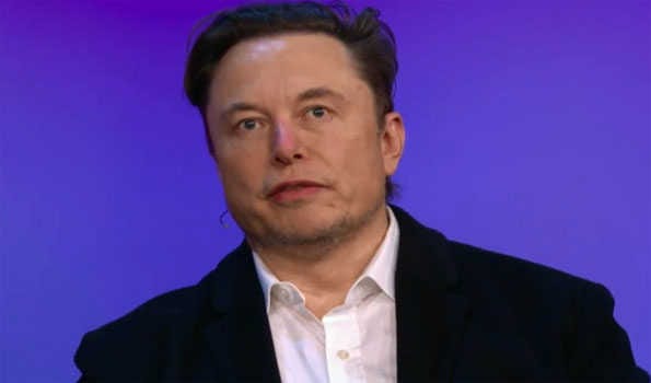 Musk feuds with Apple over Twitter advertising