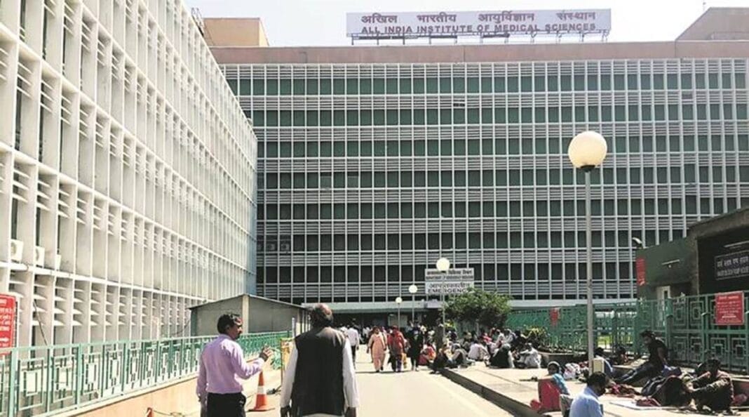 Data of 4 crore patients stolen from AIIMS-Delhi