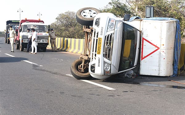 Road traffic accidents in Goa. Go slow