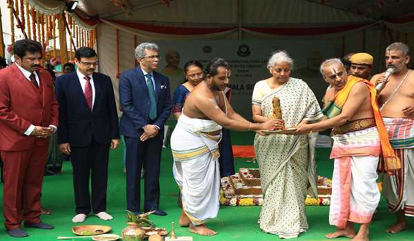 Modi Govt committed to improve trade facilitation facilities for stakeholders: Nirmala