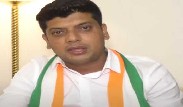 Covid-19 virus follows instructions of PM, BJP: Amit Patkar