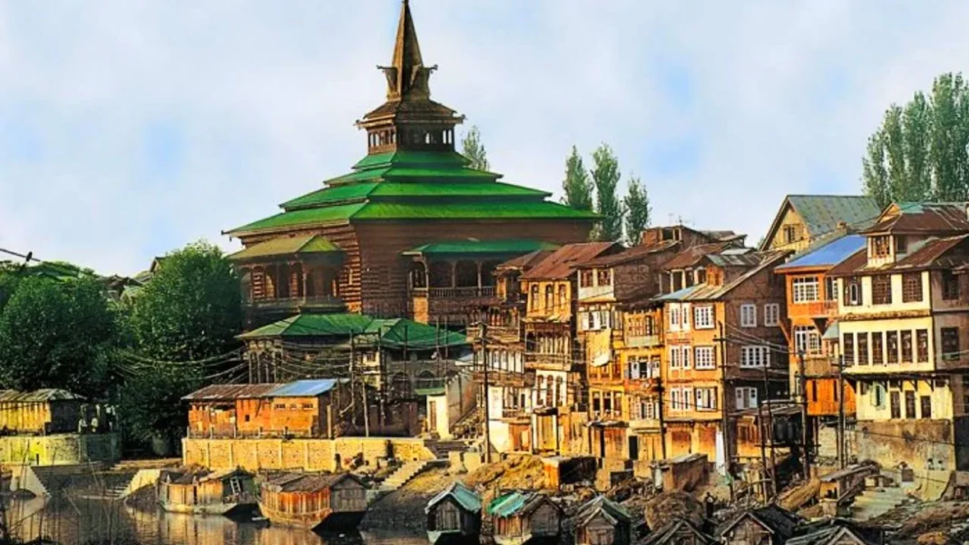 ‘Heritage’ tag of Srinagar in danger, 42 spots destroyed in 2 decades