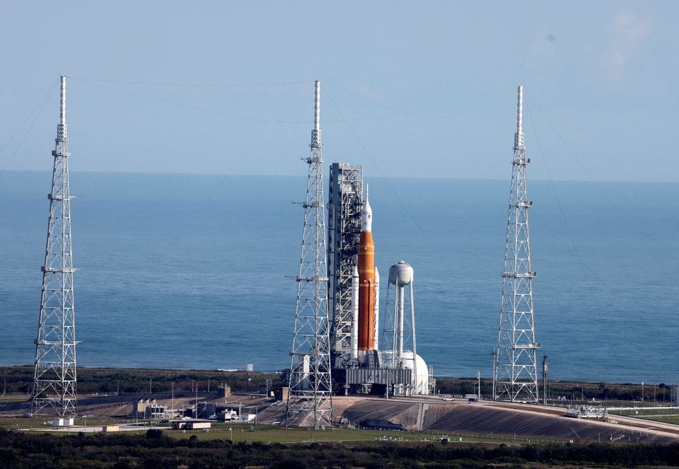 SpaceX preparing for the biggest rocket launch
