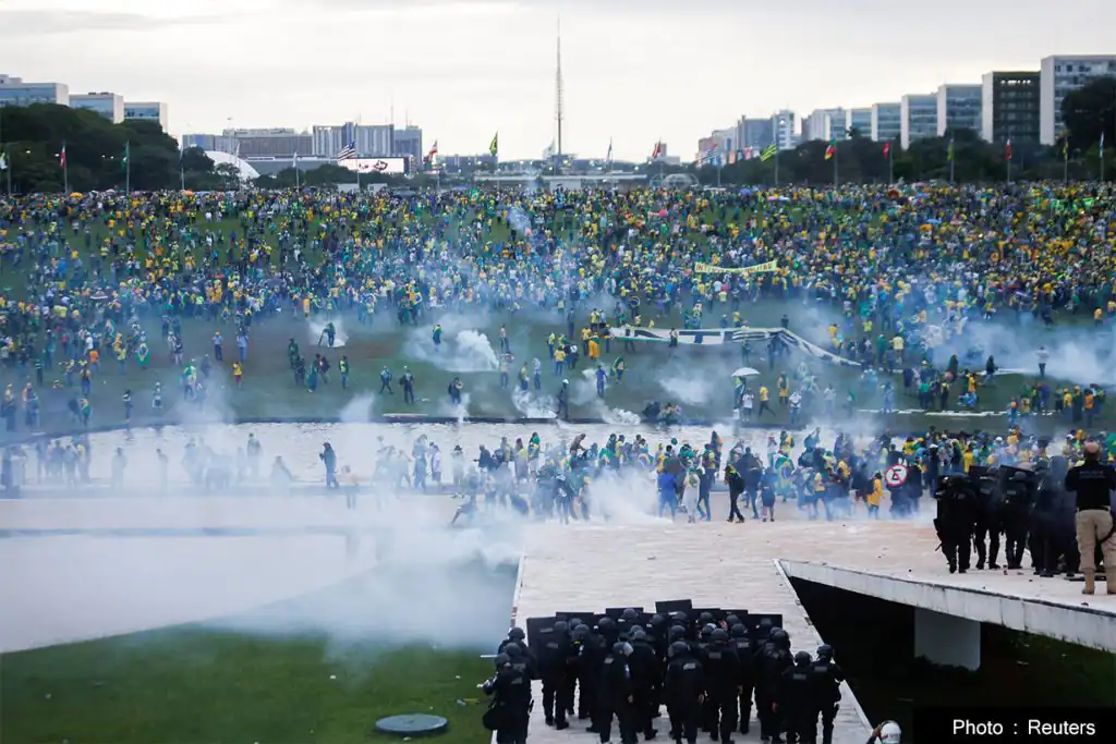 6-hour ruckus in Brazilian Parliament, President’s residence