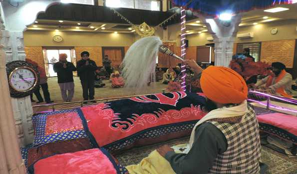Prakash Utsav celebrated with religious fervor in Kashmir