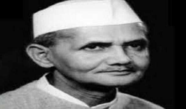 Mamata fondly remembers former PM Lal Bahadur Shastri on his death anniversary