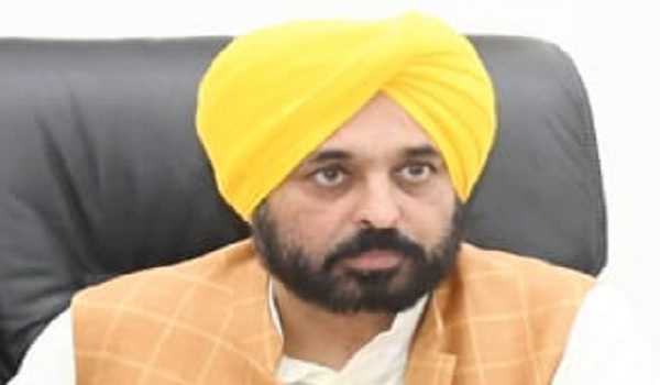 Punjab CM orders all PCS officers to join duty by 2 pm today