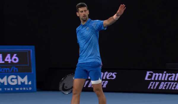 Novak prevails over Couacaud, moves in third round of AO