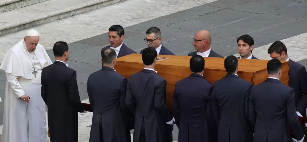 Benedict XVI’s Death Ends Rare Era: Pope Francis Now In-Charge