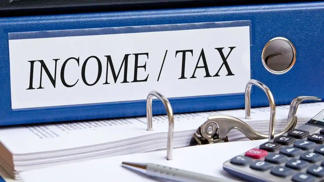 Income tax paid by less than 1 crore Indians, 54% share of 6 states