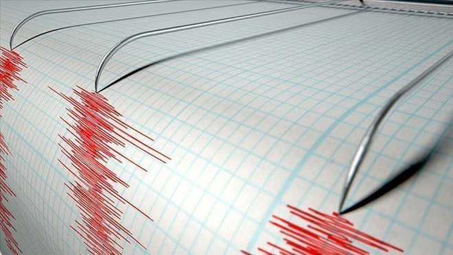 5.6-magnitude earthquake jolts off western Indonesia