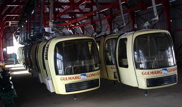 Kashmir’s famed Gulmarg Gondola earns record Rs 100 Cr this season