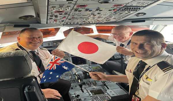 Spectacular Aussie Airline Drops Mammoth $39 Sale Abstract Digital Art Spectacular Aussie Airline Drops Mammoth $39 Sale Abstract Digital Art