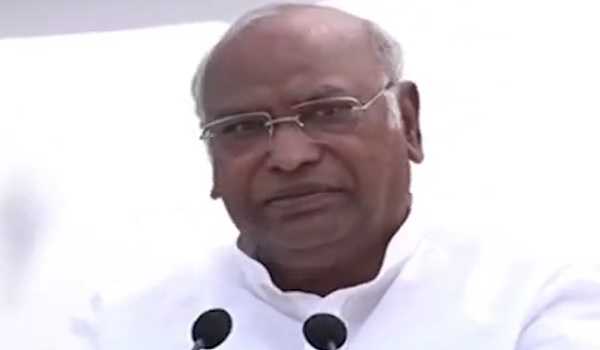 Stop calling yourself crusader of ‘anti-corruption’: Kharge to PM