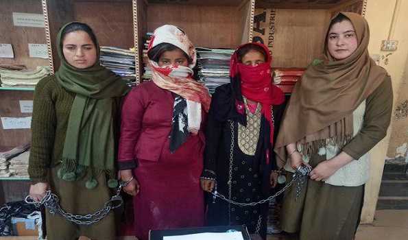 J&K Police arrested 2 female drug peddlers with Charas in Baramulla