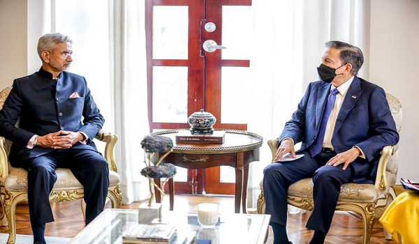 EAM visit: Panamanian President keen on cooperation with Indian pharma industry