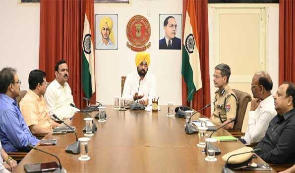 Police fully capable of maintaining law and order: Mann