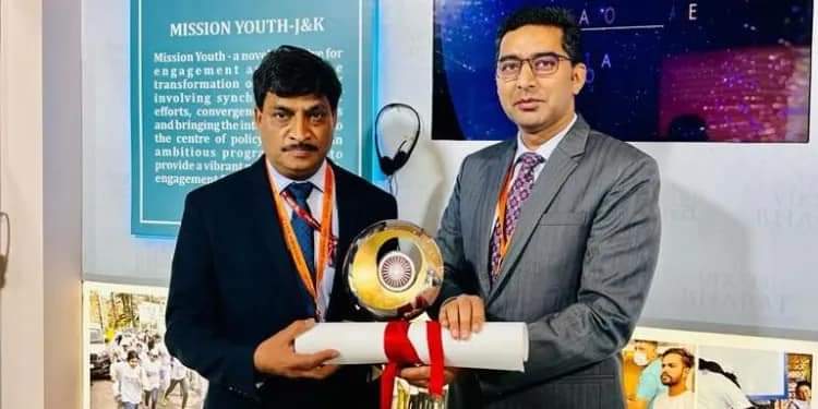 Mission Youth gets Prime Minister’s Award for Outstanding Contribution in Public Service, Youth engagement in J&K