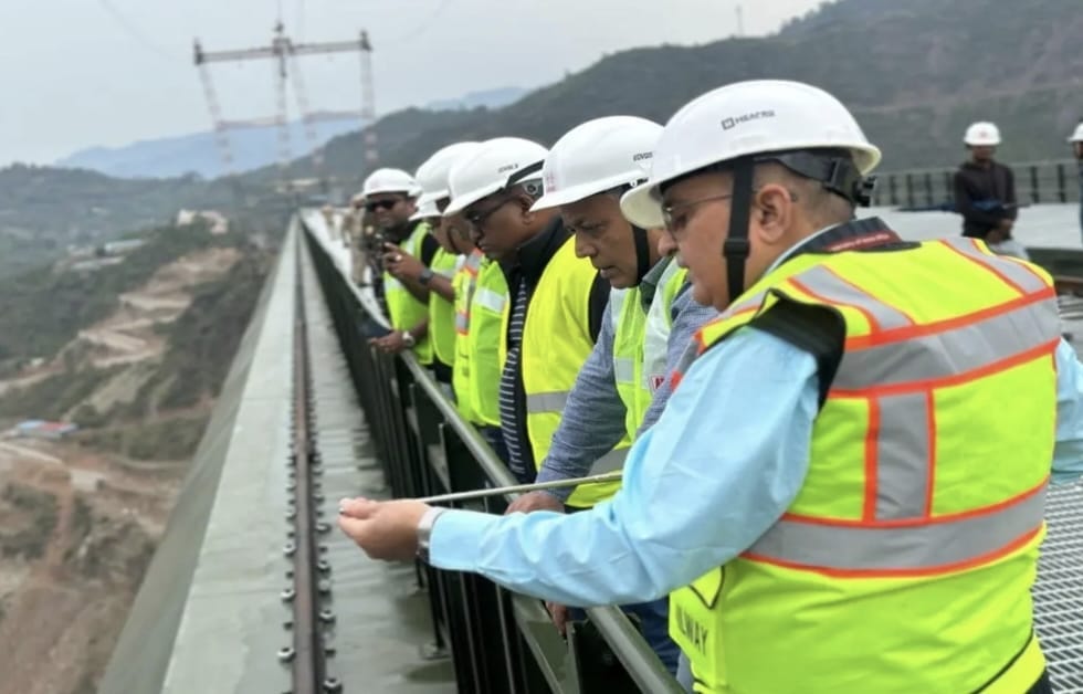 Delegation of Ministers from Republic of Maldives visits chenab Bridges on THE USBRL project.