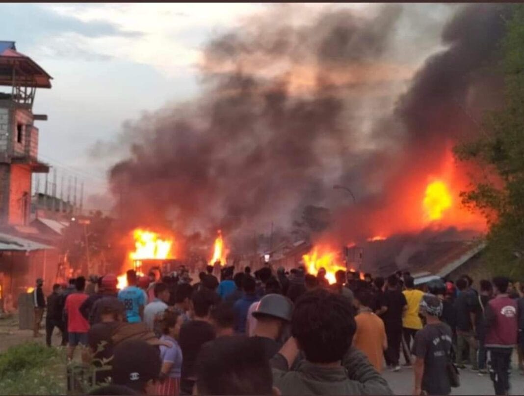 Kuki people preparing for an economic blockade in Manipur