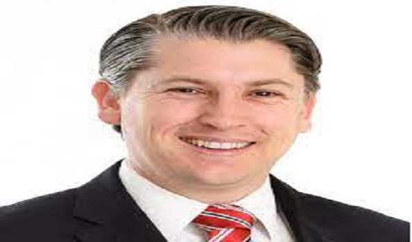NZ transport minister steps down on airport shares