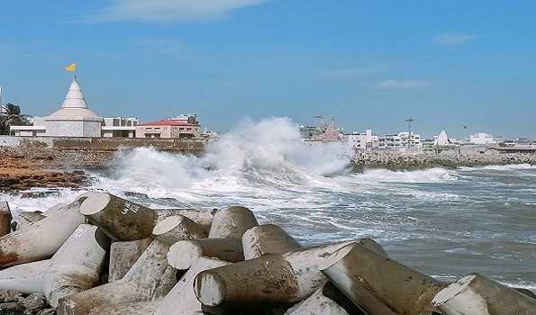 Cyclone Biparjoy leaves trail of destruction in Gujarat coast, over 20 people injured, power outage in 940 villages
