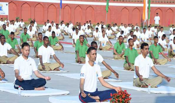BSF celebrates Yoga Day in Kashmir