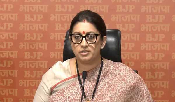 Cong admits they can’t defeat Modi alone: Smriti takes dig at Oppn meeting