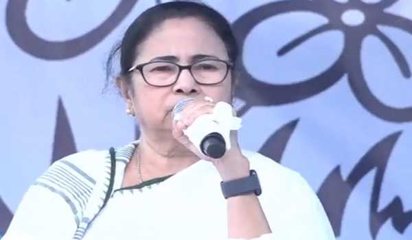 BJP’s vendetta politics costing lives in Bengal : Mamata