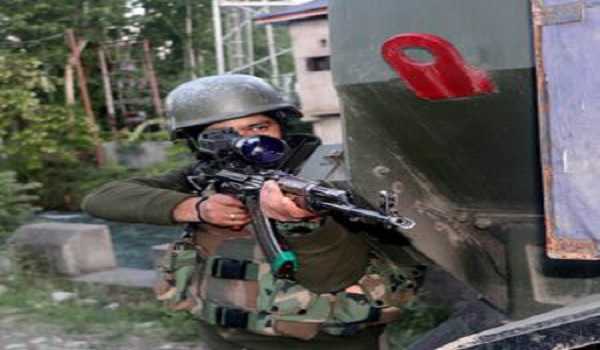 Terrorist killed, policeman injured in Kulgam gunfight