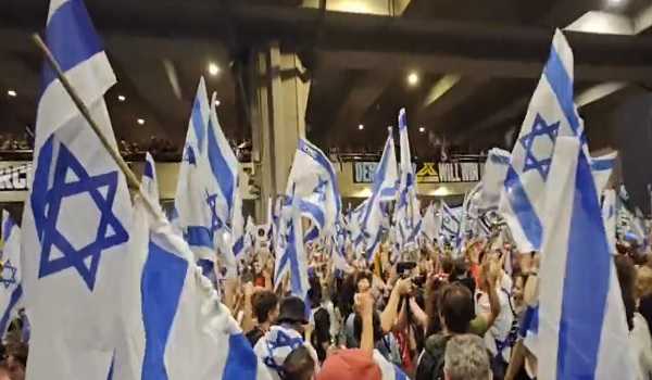 Police disperse anti-government protest at Israel’s Ben Gurion Airport