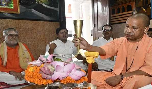 Yogi performs Rudrabhishek on first day of Shrawan month