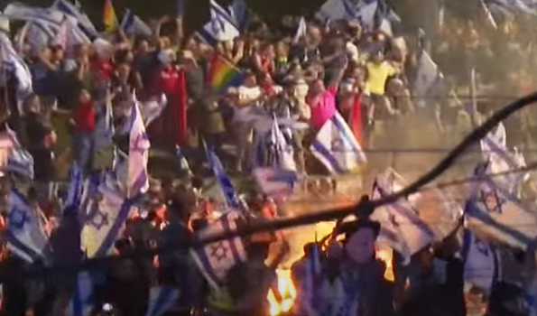 Protesters block highway in Israel after district police chief forced to resign