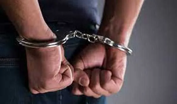 Police arrest shopkeeper for selling illegal petroleum products in Baramulla