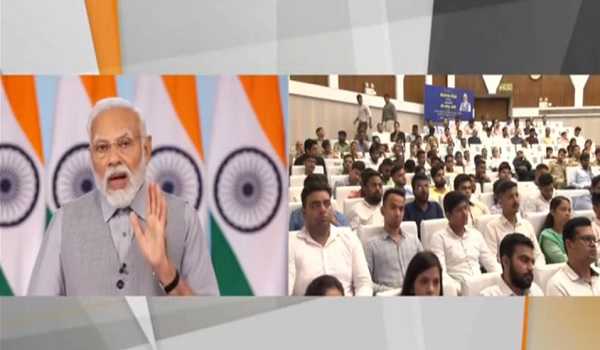 People take resolution to make India a developed country by next 25 years: PM Modi on Rozgar Mela