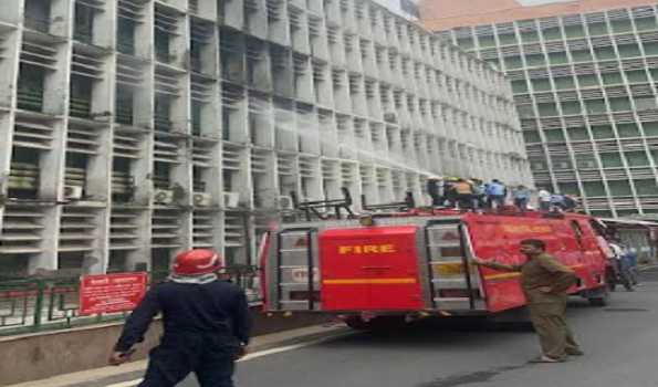Fire breaks out at AIIMS in Delhi